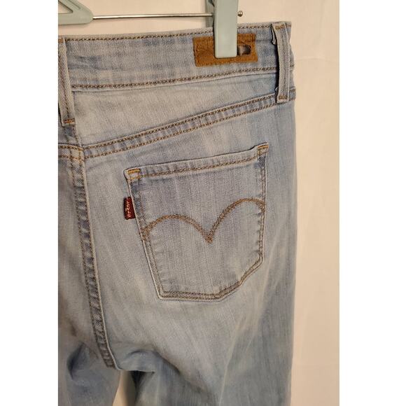 Levi's Slight Curve Classic Rise Straight Light Blue Denim Jeans Size 6 / 28 - Picture 10 of 10